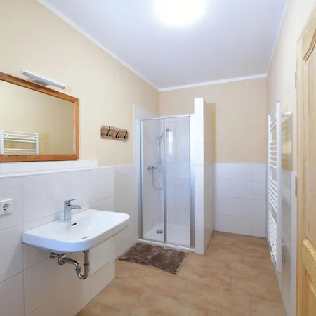 Bright Holiday In On The Spree Apartment