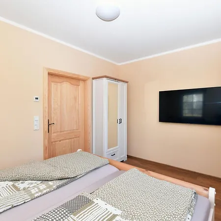 Bright Holiday In On The Spree Lubben